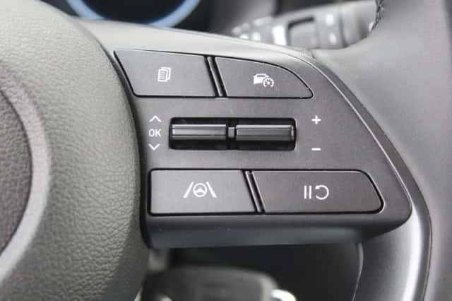 Hyundai Bayon (2024) thumbnail 12