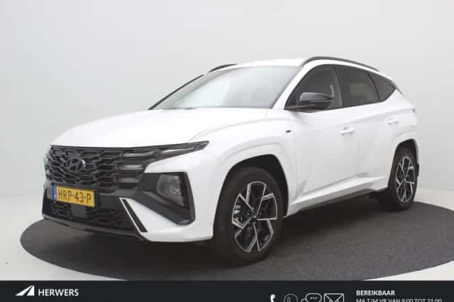 Hyundai Tucson (2025) thumbnail 1