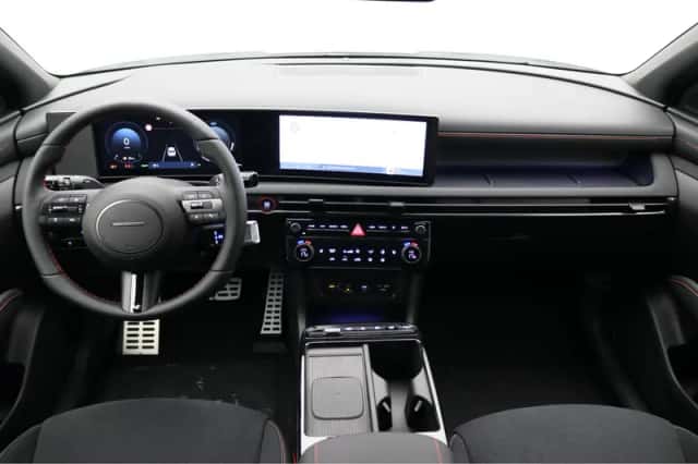 Hyundai Tucson (2025) thumbnail 2