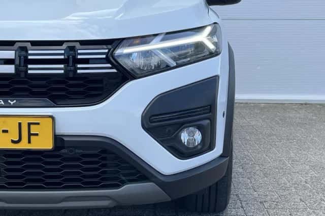 Dacia Sandero Stepway (2023) thumbnail 26