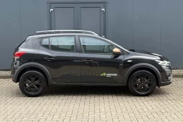 Dacia Sandero Stepway (2025) thumbnail 16