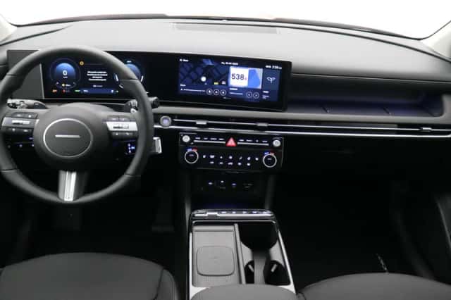 Hyundai Tucson (2025) thumbnail 2