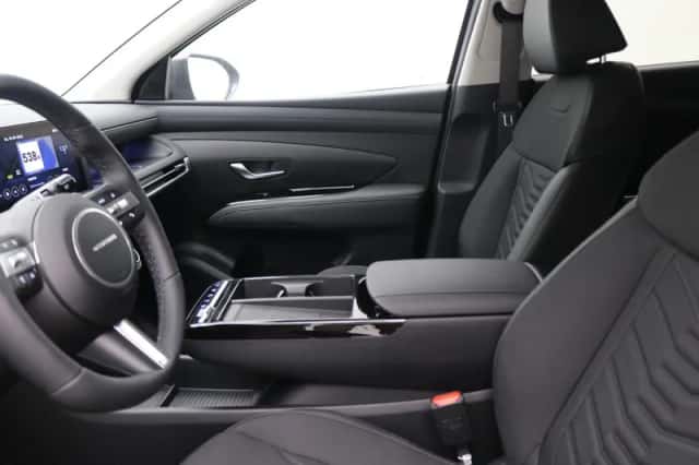 Hyundai Tucson (2025) thumbnail 4