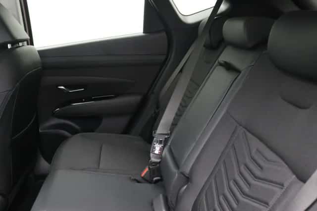 Hyundai Tucson (2025) thumbnail 5