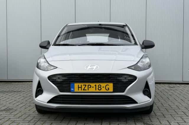 Hyundai i10 (2025) thumbnail 3