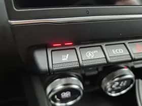 Renault Captur (2023) thumbnail 41