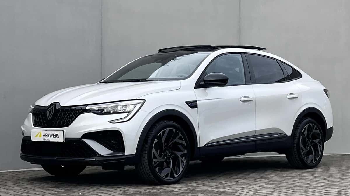Renault Arkana (2024) — foto 1