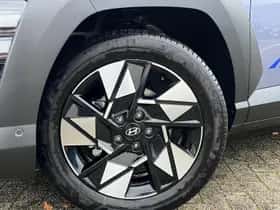 Hyundai Kona (2025) thumbnail 17