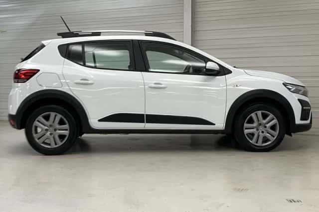 Dacia Sandero Stepway (2023) thumbnail 17