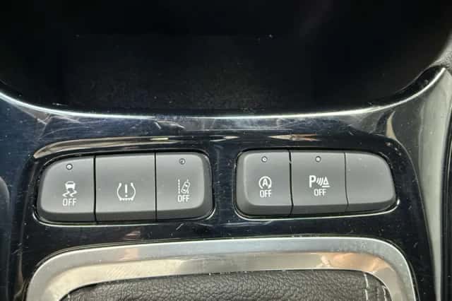 Opel Crossland (2023) thumbnail 26