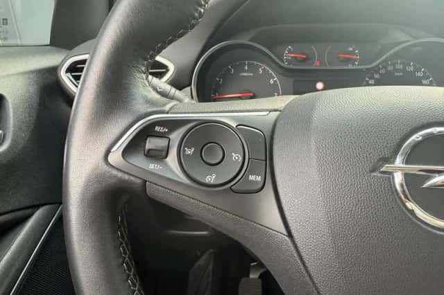 Opel Crossland (2023) thumbnail 9