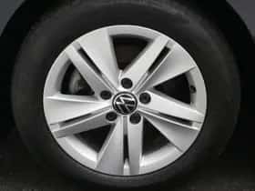 Volkswagen Golf (2021) thumbnail 11