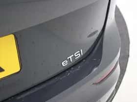 Volkswagen Golf (2021) thumbnail 25