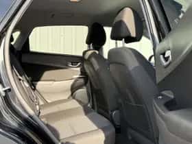 Hyundai Kona (2022) thumbnail 5