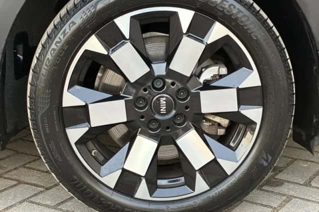 MINI Countryman (2023) thumbnail 38