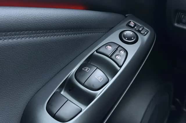 Nissan Juke (2025) thumbnail 14
