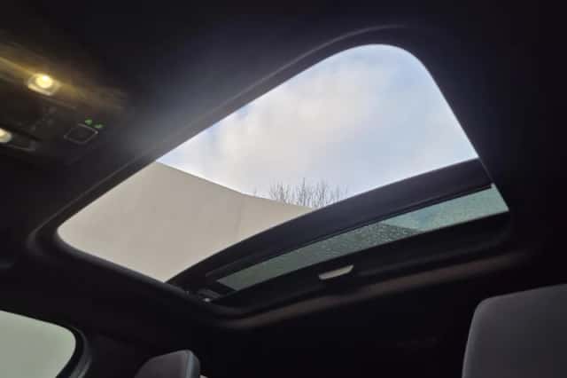 Renault Captur (2025) thumbnail 5