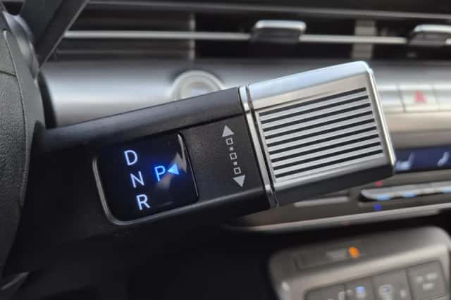 Hyundai Kona (2025) thumbnail 13