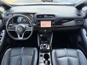 Nissan Leaf (2021) thumbnail 5