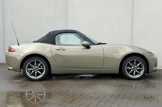 Mazda MX-5 (2023) thumbnail 54