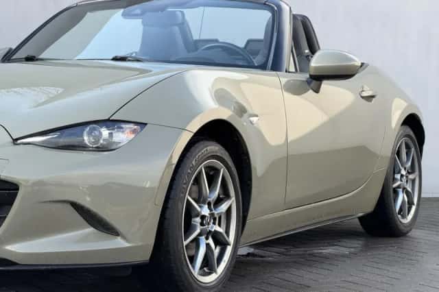 Mazda MX-5 (2023) thumbnail 56