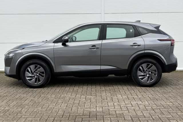 Nissan Qashqai (2022) thumbnail 9