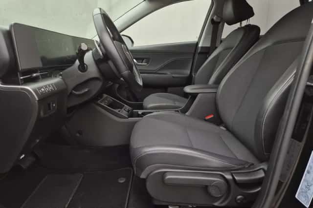 Hyundai Kona (2025) thumbnail 8