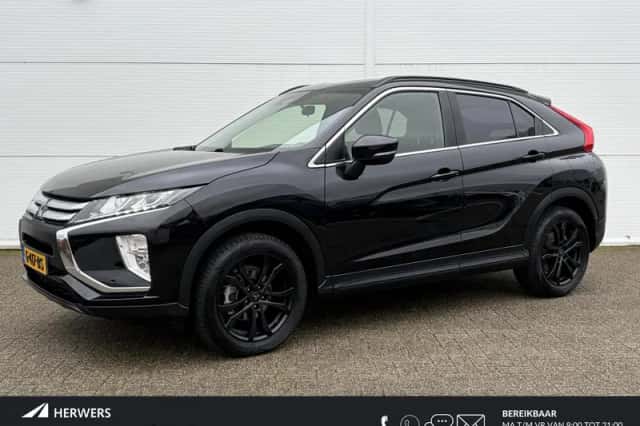 Mitsubishi Eclipse Cross (2018) thumbnail 1