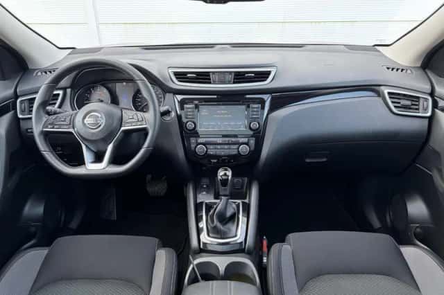Nissan Qashqai (2021) thumbnail 2