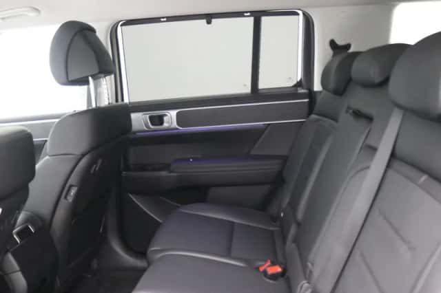 Hyundai Santa Fe (2026) thumbnail 5