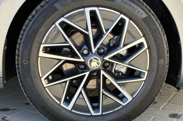 Škoda Octavia (2024) thumbnail 24