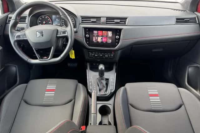 SEAT Arona (2018) thumbnail 2