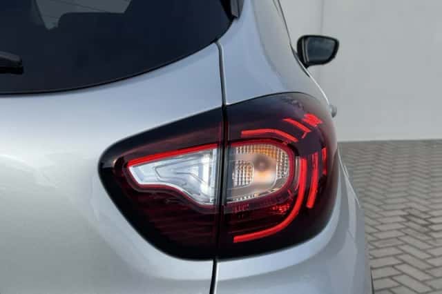 Renault Captur (2019) thumbnail 30