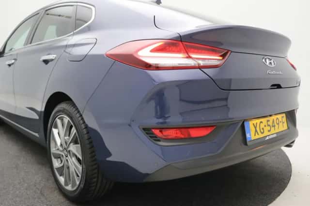 Hyundai i30 (2019) thumbnail 22