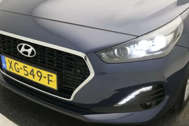 Hyundai i30 (2019) thumbnail 62