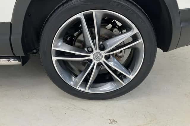 Nissan Qashqai (2021) thumbnail 5