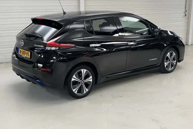 Nissan Leaf (2020) thumbnail 3
