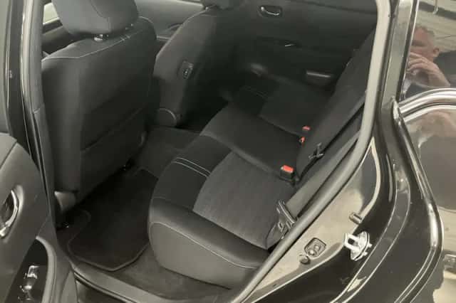 Nissan Leaf (2020) thumbnail 7