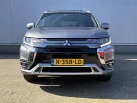 Mitsubishi Outlander (2019) thumbnail 27