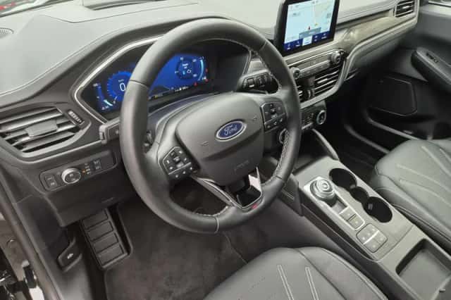 Ford Kuga (2023) thumbnail 27