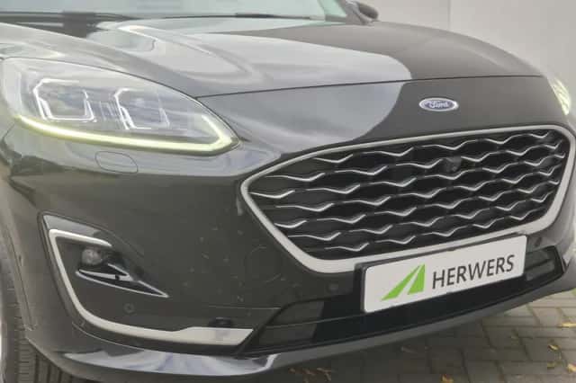 Ford Kuga (2023) thumbnail 37