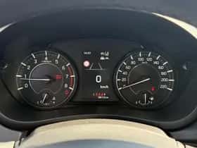 Suzuki S-Cross (2025) thumbnail 18