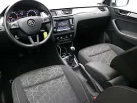Škoda Rapid (2019) thumbnail 17