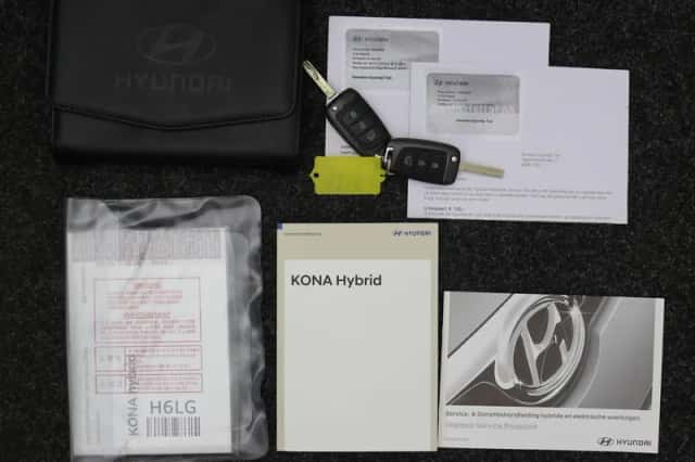 Hyundai Kona (2020) thumbnail 4