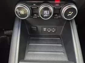 Renault Captur (2022) thumbnail 18
