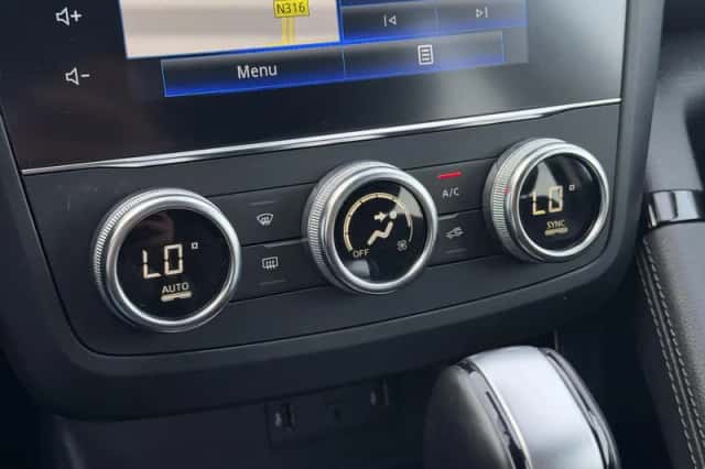 Renault Kadjar (2022) thumbnail 24