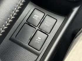 Toyota Yaris (2017) thumbnail 31