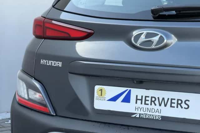 Hyundai Kona (2021) thumbnail 28