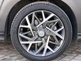 Hyundai Kona (2021) thumbnail 38