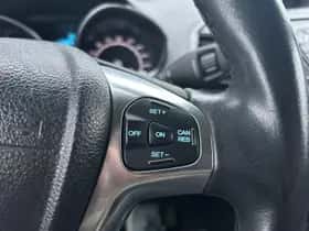 Ford EcoSport (2017) thumbnail 12